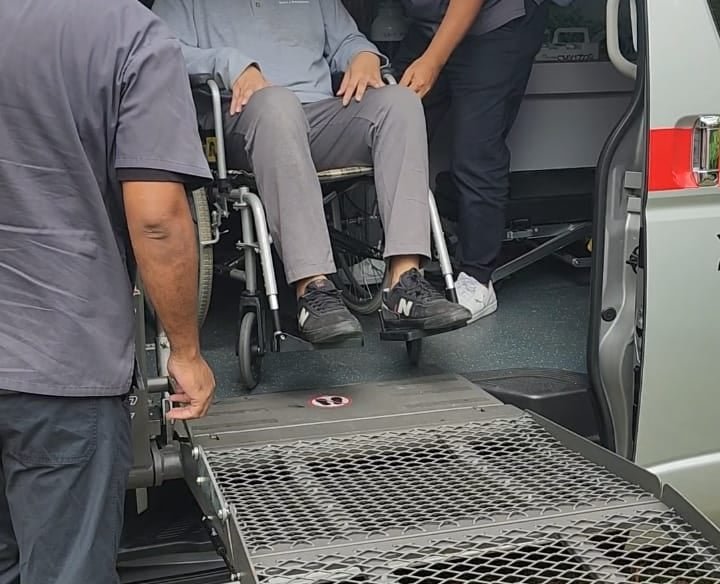 Wheelchair-accessible medical transport